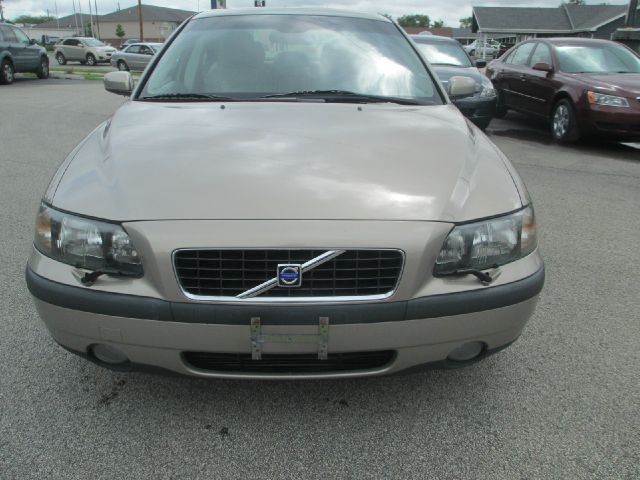 Volvo S60 2004 photo 2