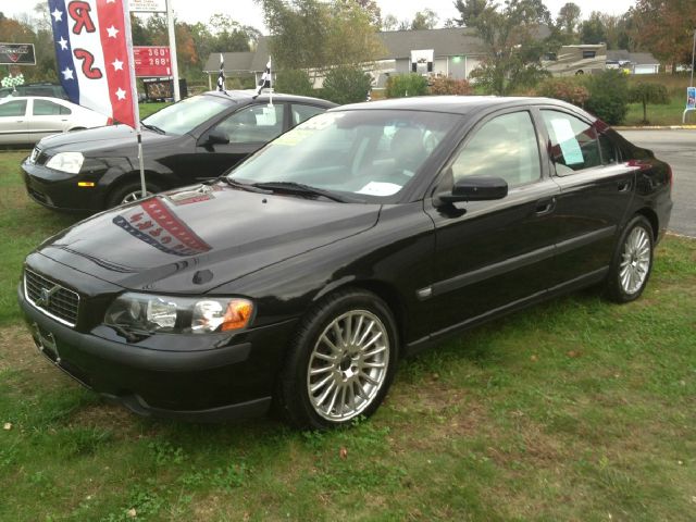 Volvo S60 2004 photo 1