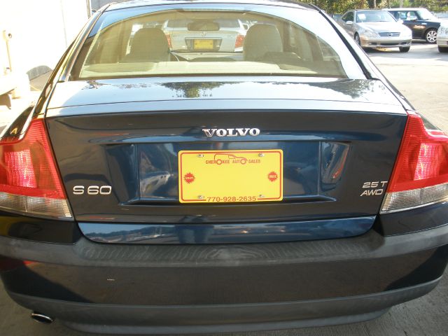 Volvo S60 2004 photo 1