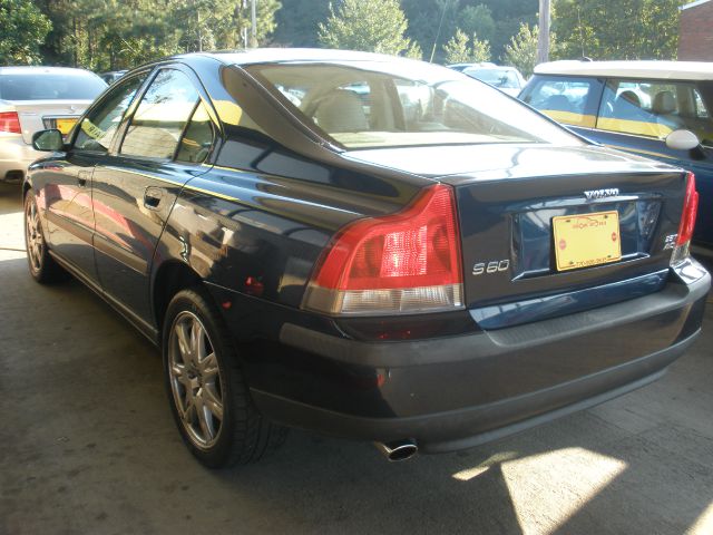 Volvo S60 2004 photo 2