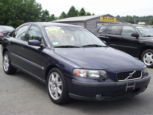 Volvo S60 Sport 4x4 SUV Sedan