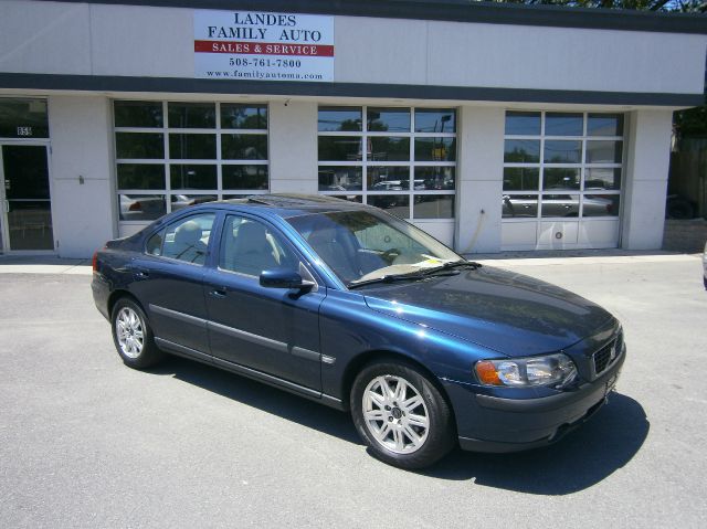 Volvo S60 2004 photo 4