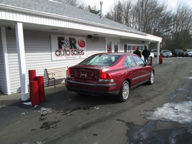 Volvo S60 2004 photo 2