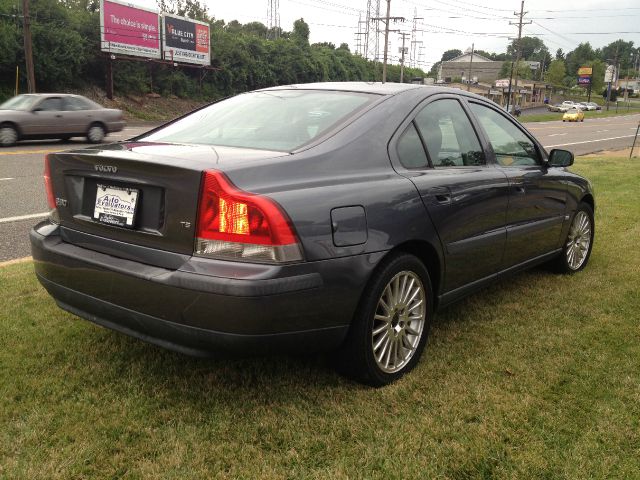 Volvo S60 2004 photo 4
