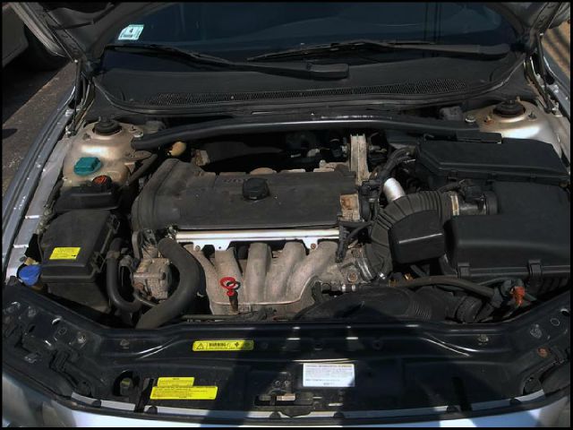 Volvo S60 4WD 4dr Sport Sedan