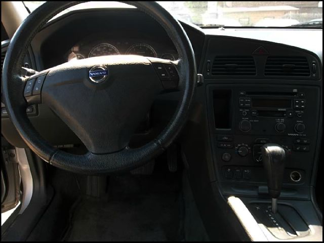 Volvo S60 2004 photo 9