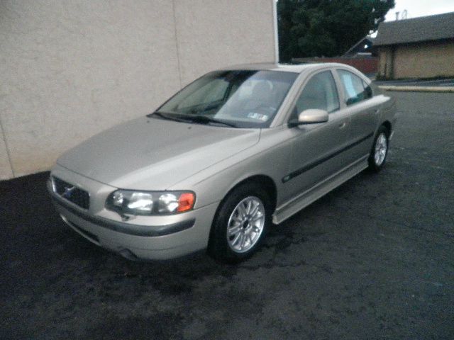 Volvo S60 2004 photo 1