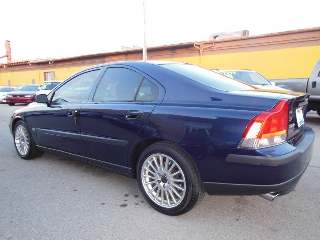 Volvo S60 2004 photo 2