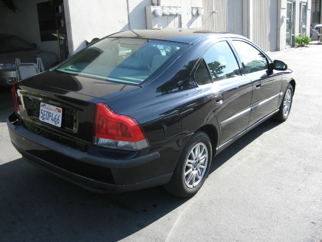 Volvo S60 2004 photo 5