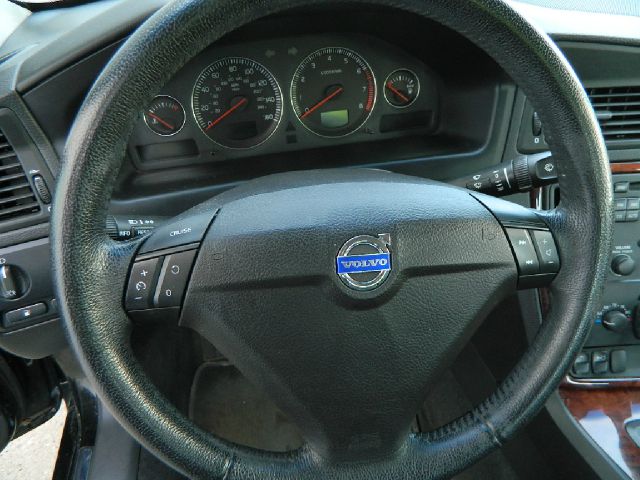 Volvo S60 Sport 4x4 SUV Sedan