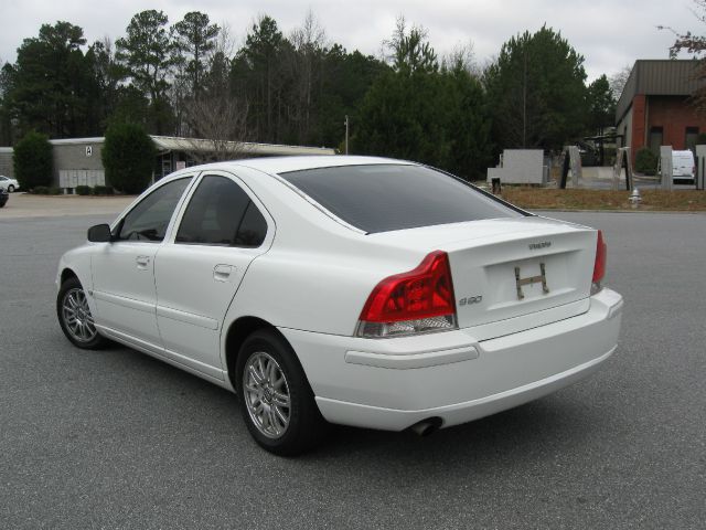 Volvo S60 4WD 4dr Sport Sedan