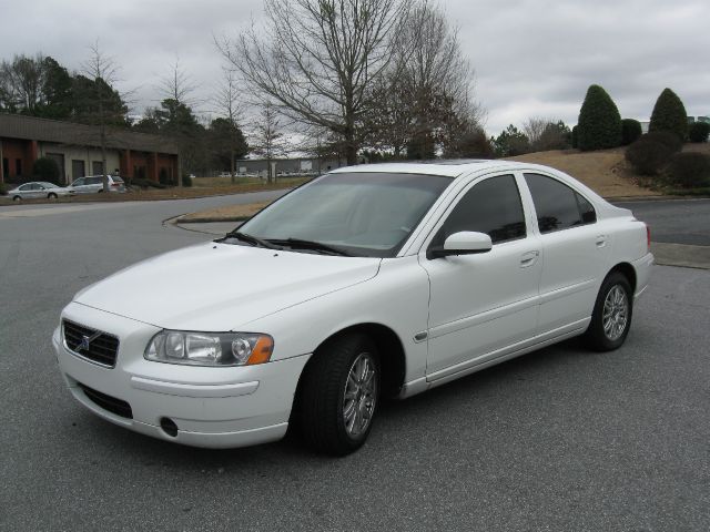 Volvo S60 2005 photo 1