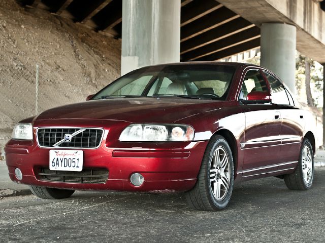 Volvo S60 2005 photo 4