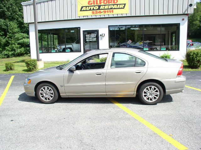 Volvo S60 2005 photo 2