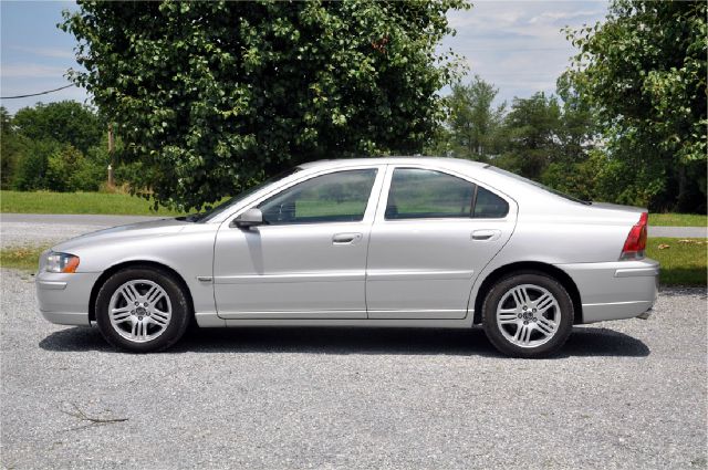 Volvo S60 2006 photo 1