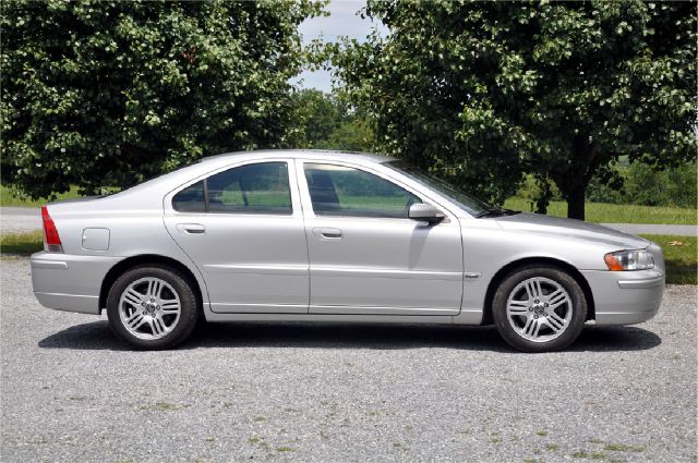 Volvo S60 2006 photo 2