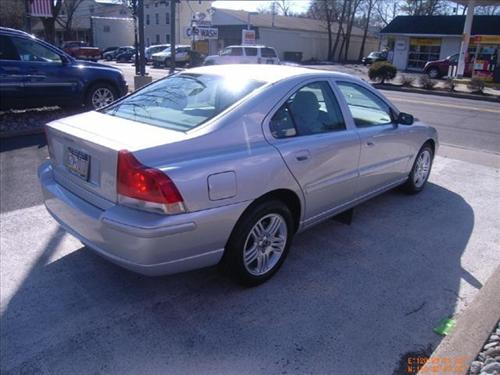 Volvo S60 2006 photo 2