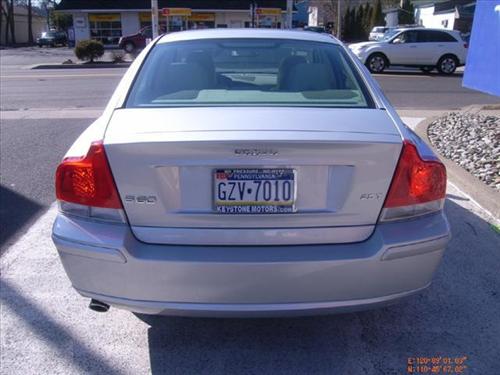 Volvo S60 2006 photo 1