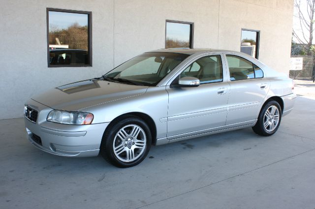 Volvo S60 2007 photo 2