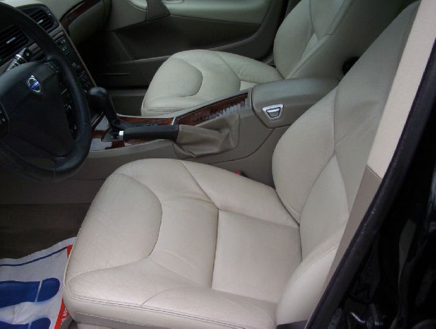 Volvo S60 2007 photo 2
