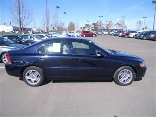 Volvo S60 2007 photo 2