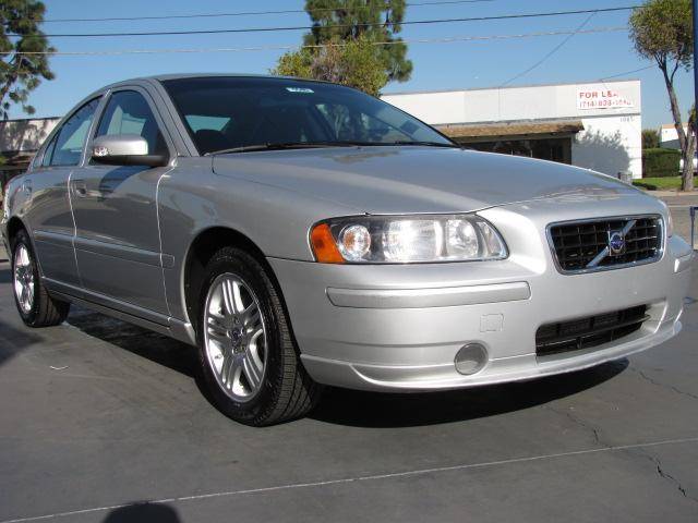 Volvo S60 2007 photo 1
