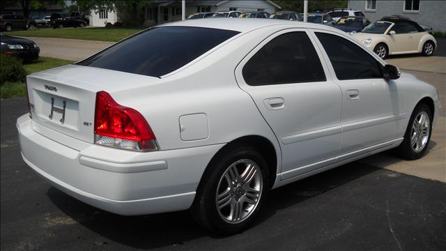 Volvo S60 2007 photo 2