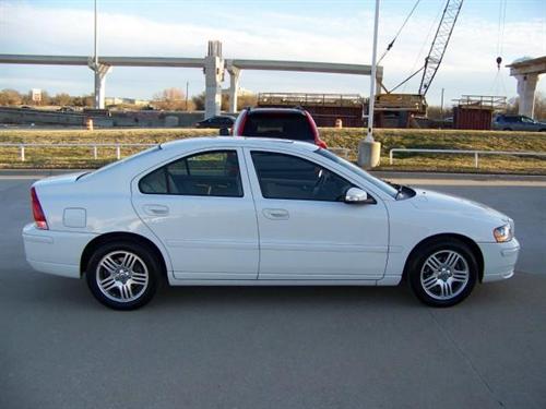 Volvo S60 2007 photo 1