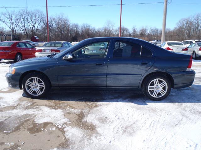 Volvo S60 2007 photo 1