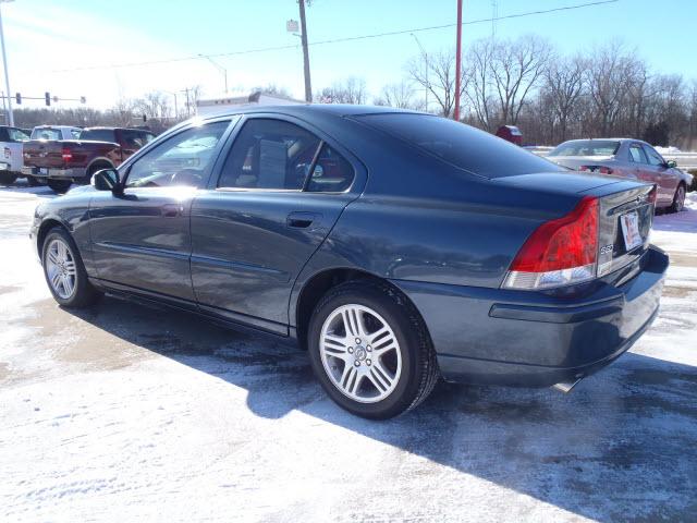 Volvo S60 2007 photo 2
