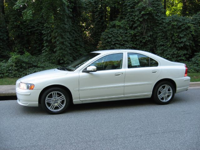 Volvo S60 2007 photo 2