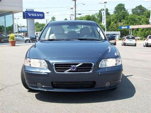 Volvo S60 2007 photo 2