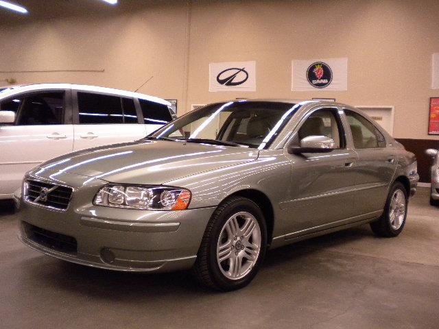 Volvo S60 2007 photo 1