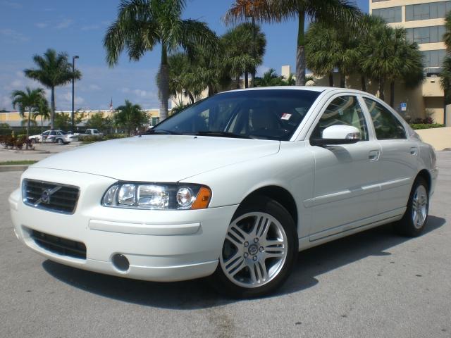 Volvo S60 2007 photo 1