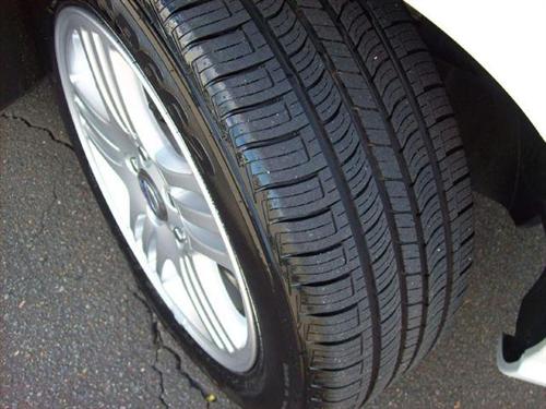 Volvo S60 2007 photo 2