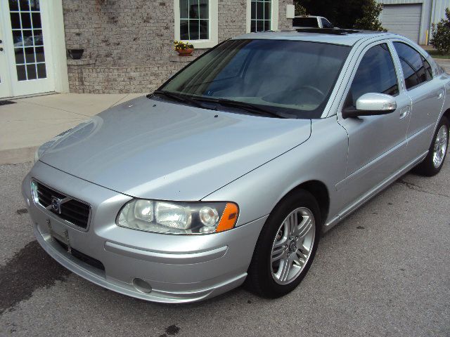 Volvo S60 2008 photo 11