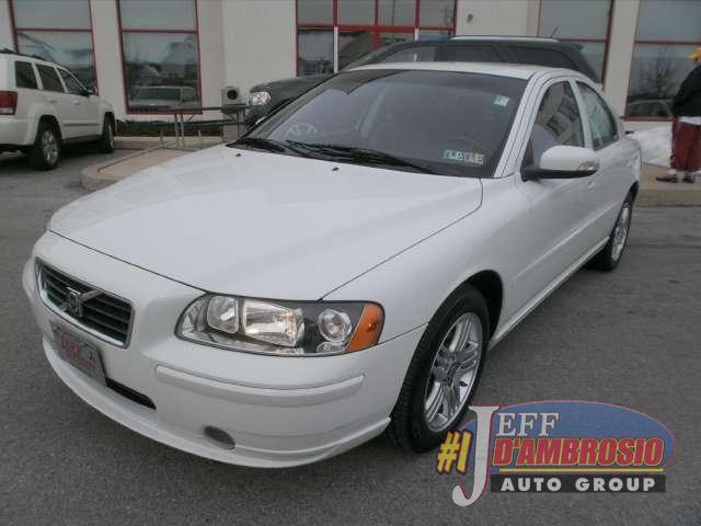 Volvo S60 2008 photo 4