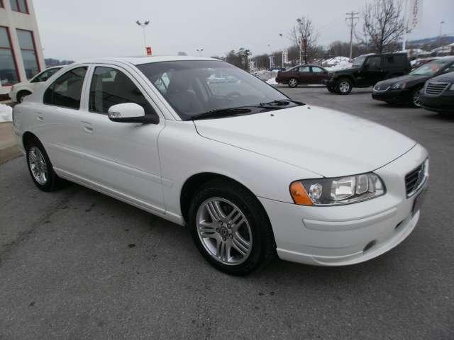 Volvo S60 2008 photo 1