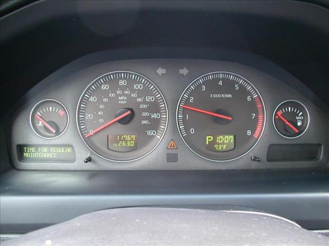 Volvo S60 2008 photo 17