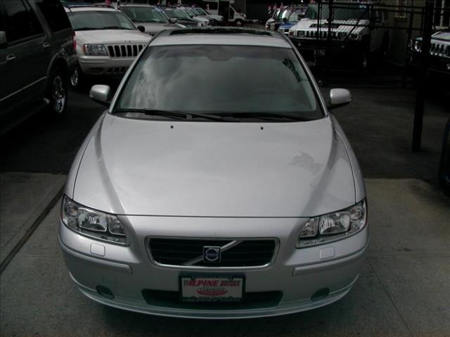 Volvo S60 2008 photo 2