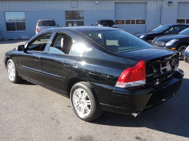 Volvo S60 2008 photo 4