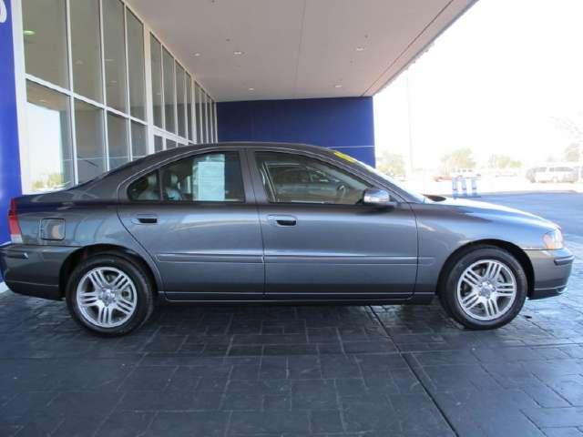 Volvo S60 2008 photo 2