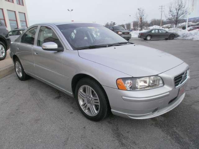 Volvo S60 2008 photo 3