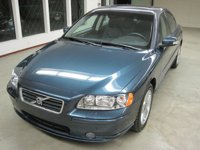 Volvo S60 2008 photo 4