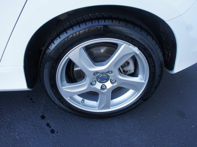 Volvo S60 2012 photo 4