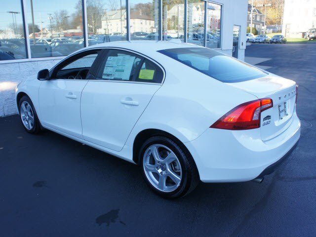 Volvo S60 2012 photo 5