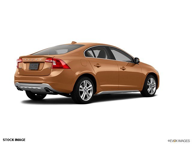 Volvo S60 2012 photo 1