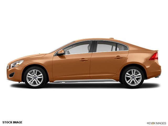 Volvo S60 2012 photo 2