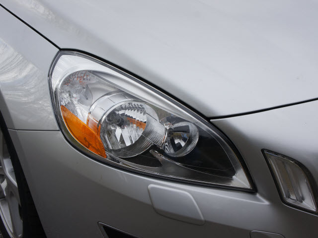 Volvo S60 2012 photo 1