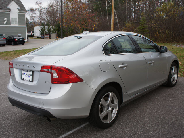 Volvo S60 2012 photo 5
